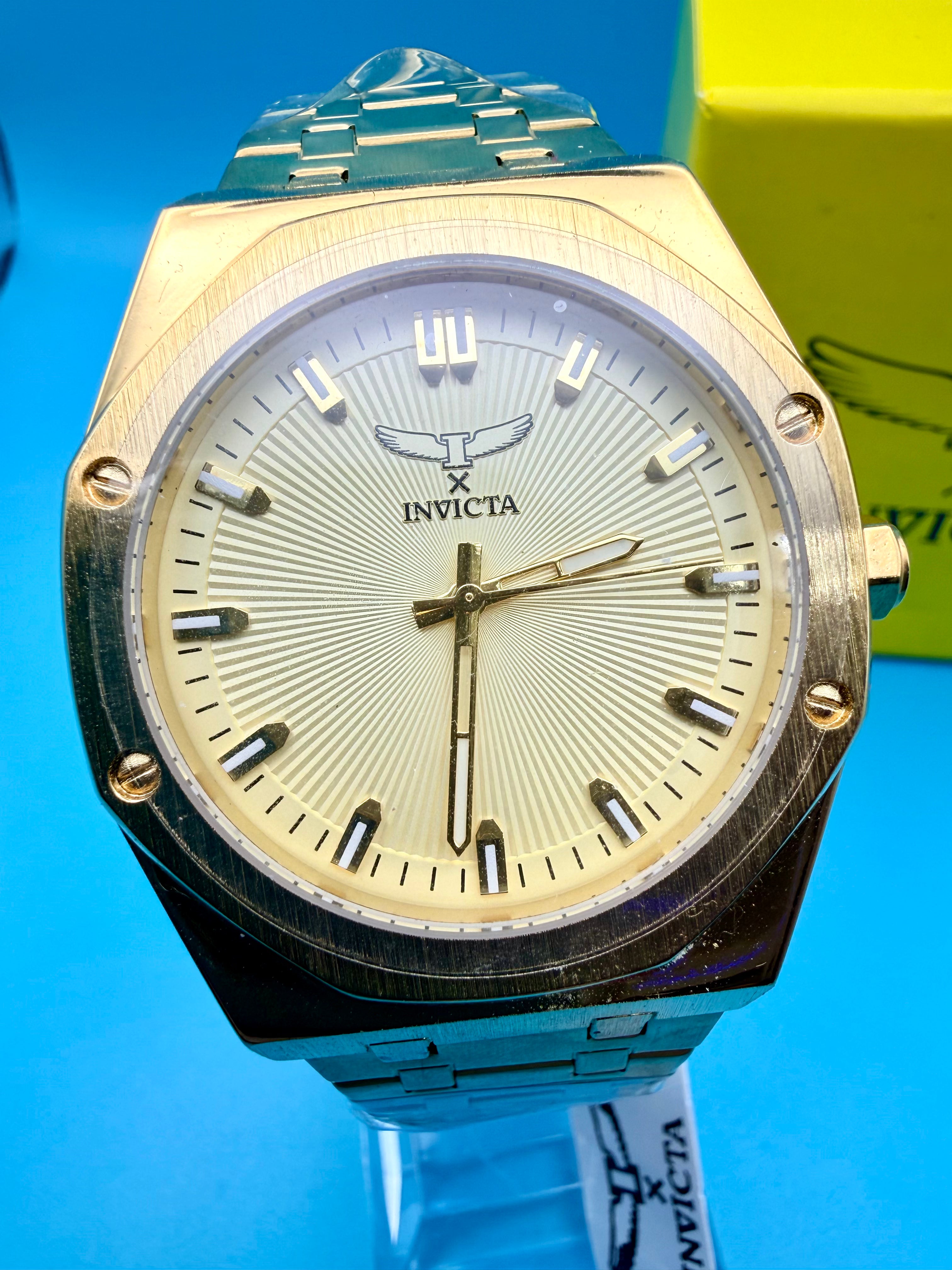 Consignment: Invicta Gold Tone Integrated Bracelet