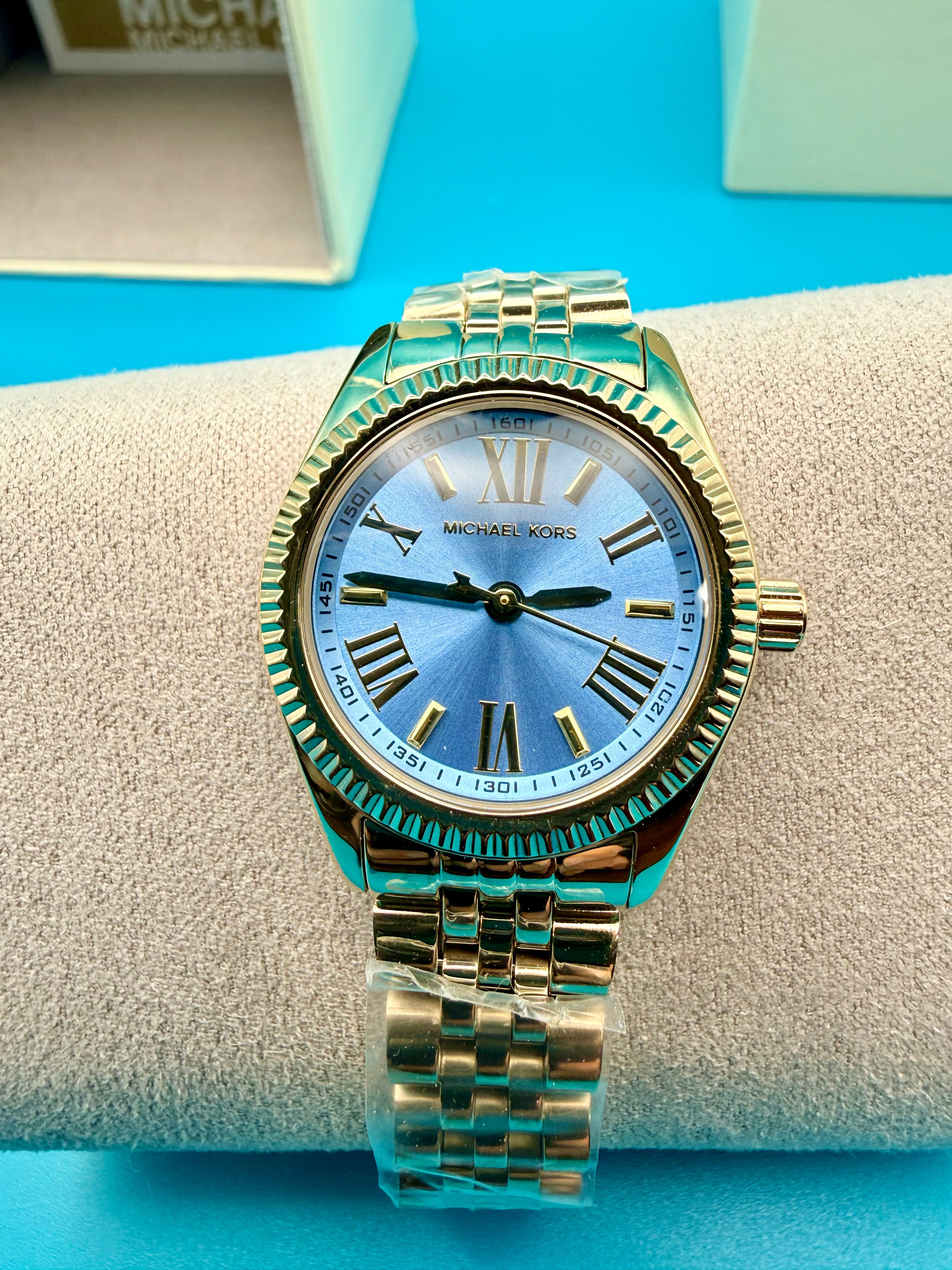Consignment: Michael Kors 26mm Gold Tone & Blue Dial