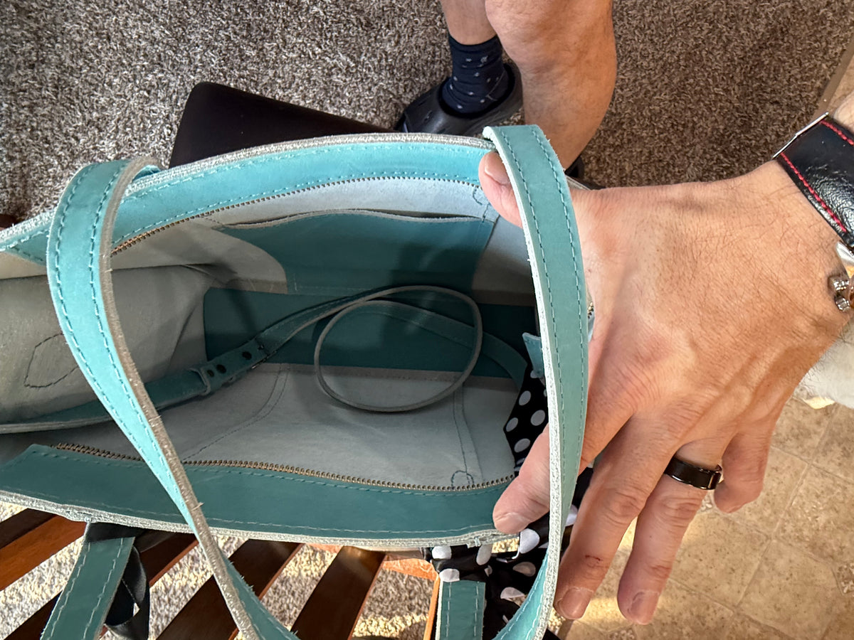 Consignment: Portland Leather Goods Happy Teal Tote