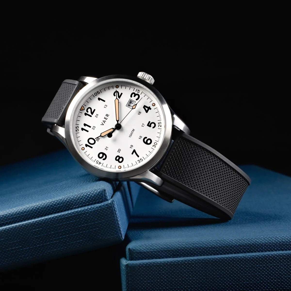 Vaer: S5 Calendar Field White - 42mm