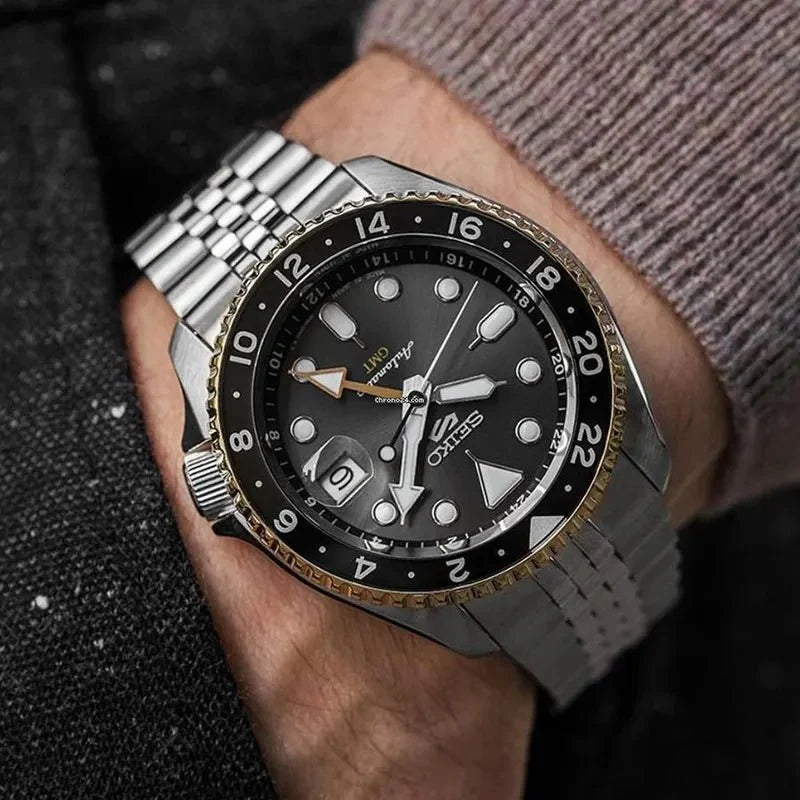 Seiko 5 SSK021K1