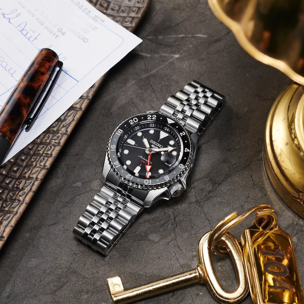 Seiko 5 SSK001K1